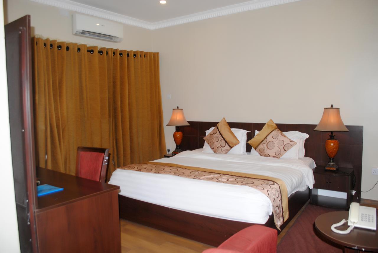 Grand Inn & Suites Ijebu Ode Exterior photo