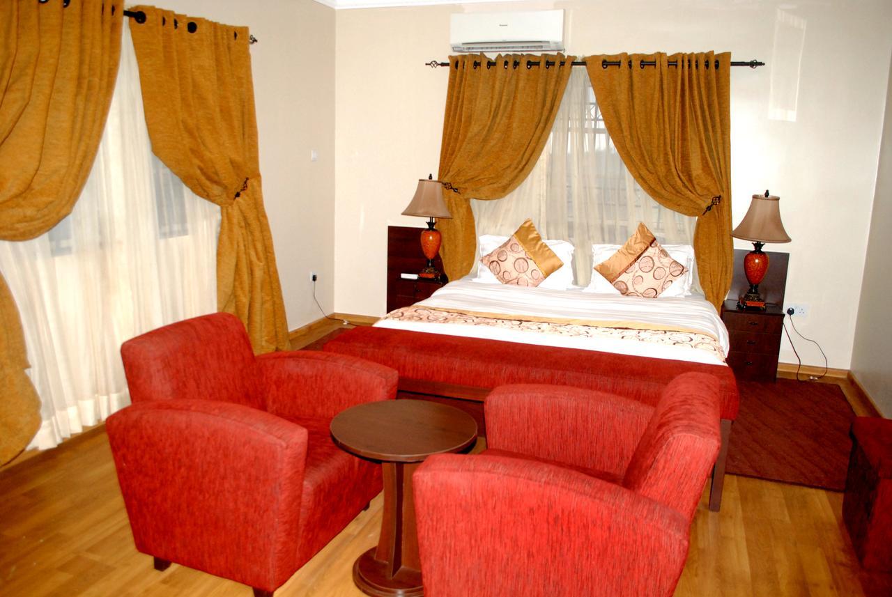 Grand Inn & Suites Ijebu Ode Exterior photo