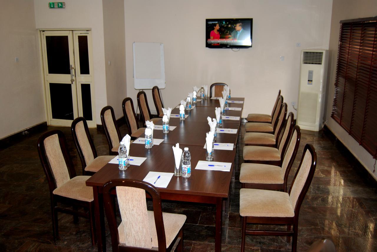 Grand Inn & Suites Ijebu Ode Exterior photo